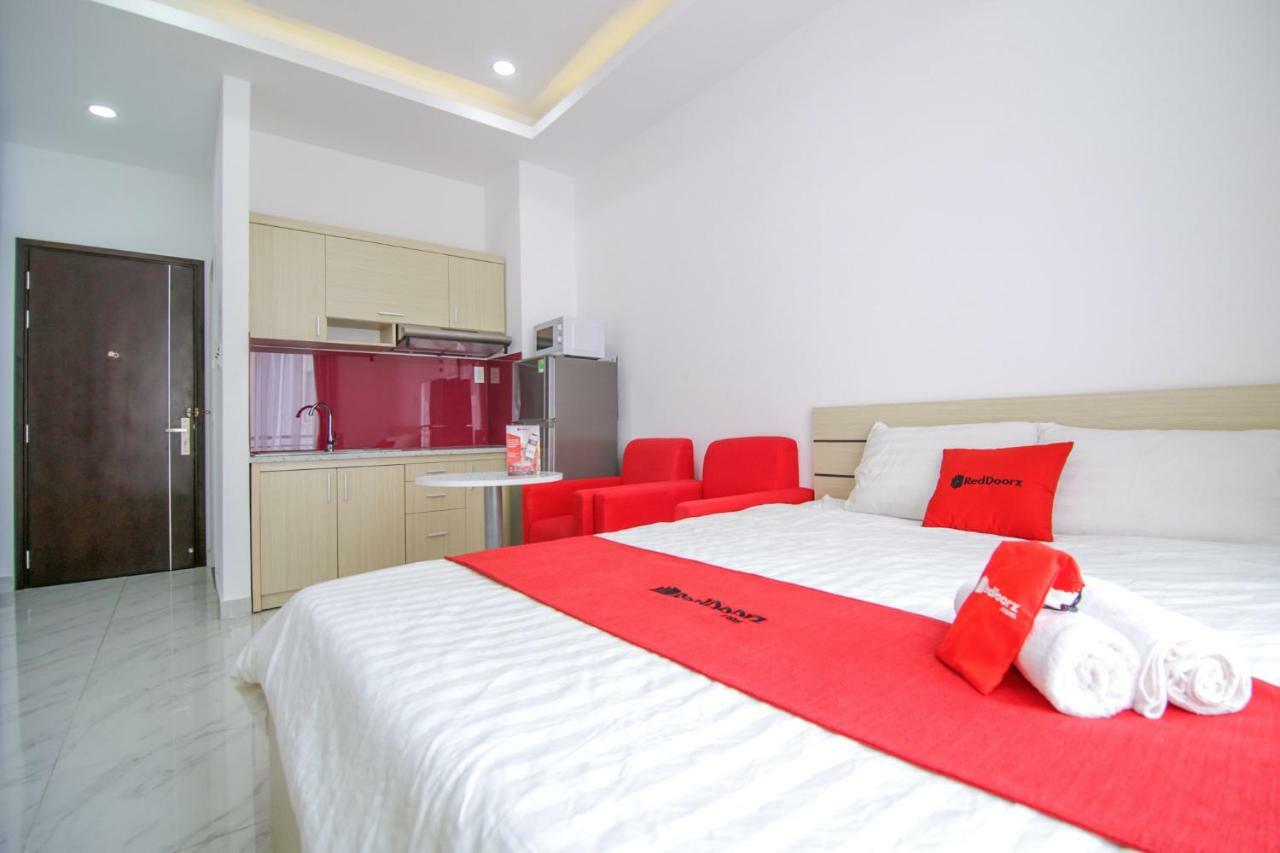 Reddoorz Near Quan Khu 7 Stadium TP. Hồ Chí Minh Ngoại thất bức ảnh